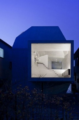 modern-shape-architecture-japanese-gallery-house-7